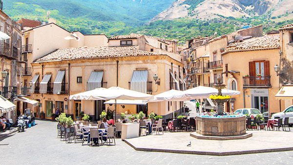 L'idilliaco paese di montagna di Castelbuono