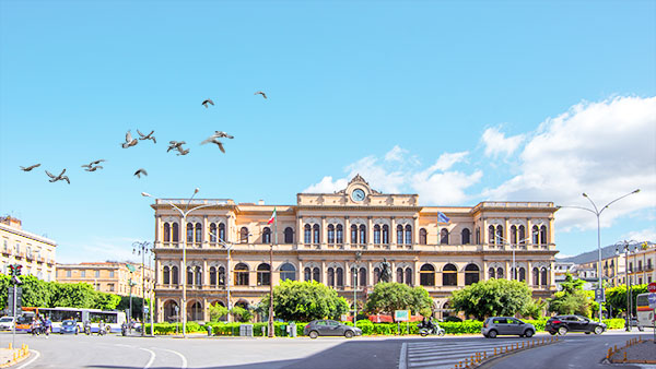 La stazione centrale di Palermo